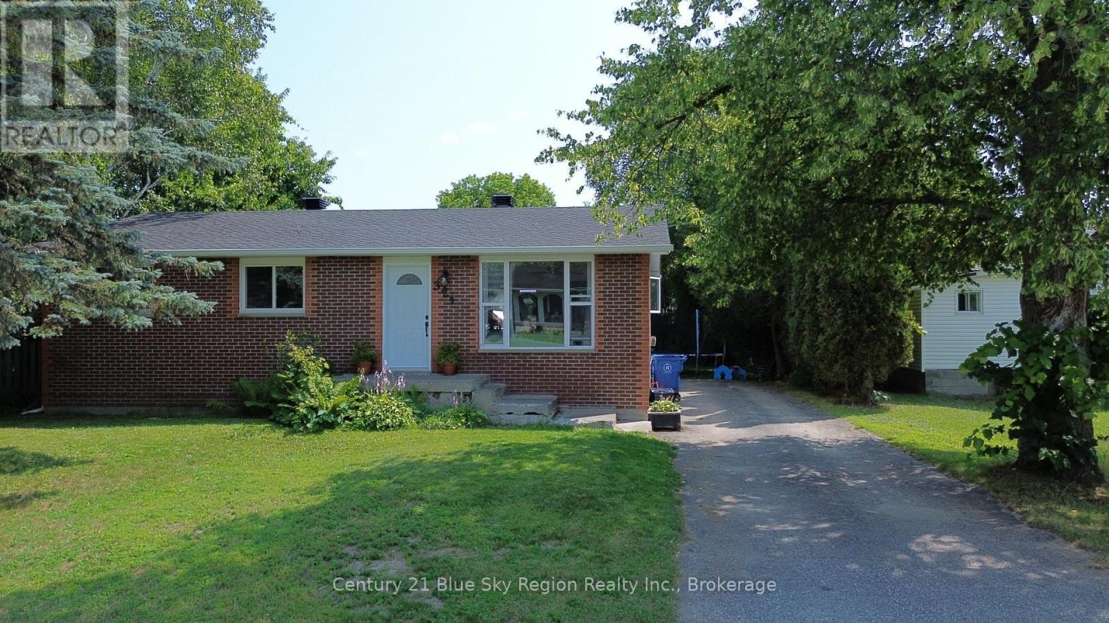 324 King Street, West Nipissing, Ontario  P2B 3A9 - Photo 2 - X13649302