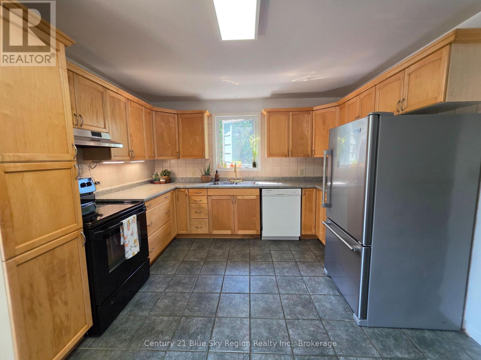 324 King Street, West Nipissing, Ontario  P2B 3A9 - Photo 3 - X13649302