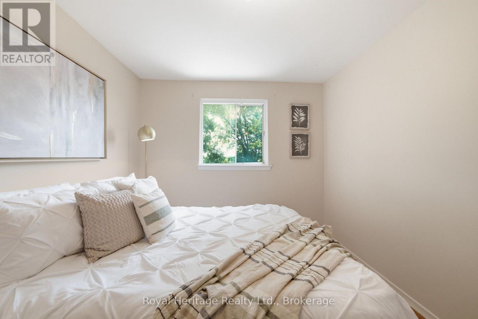 352 Vancouver Crescent, Oshawa, Ontario  L1J 5X9 - Photo 25 - E13649034