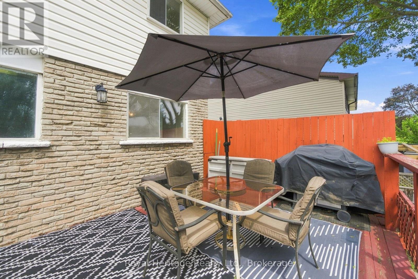 352 Vancouver Crescent, Oshawa, Ontario  L1J 5X9 - Photo 30 - E13649034