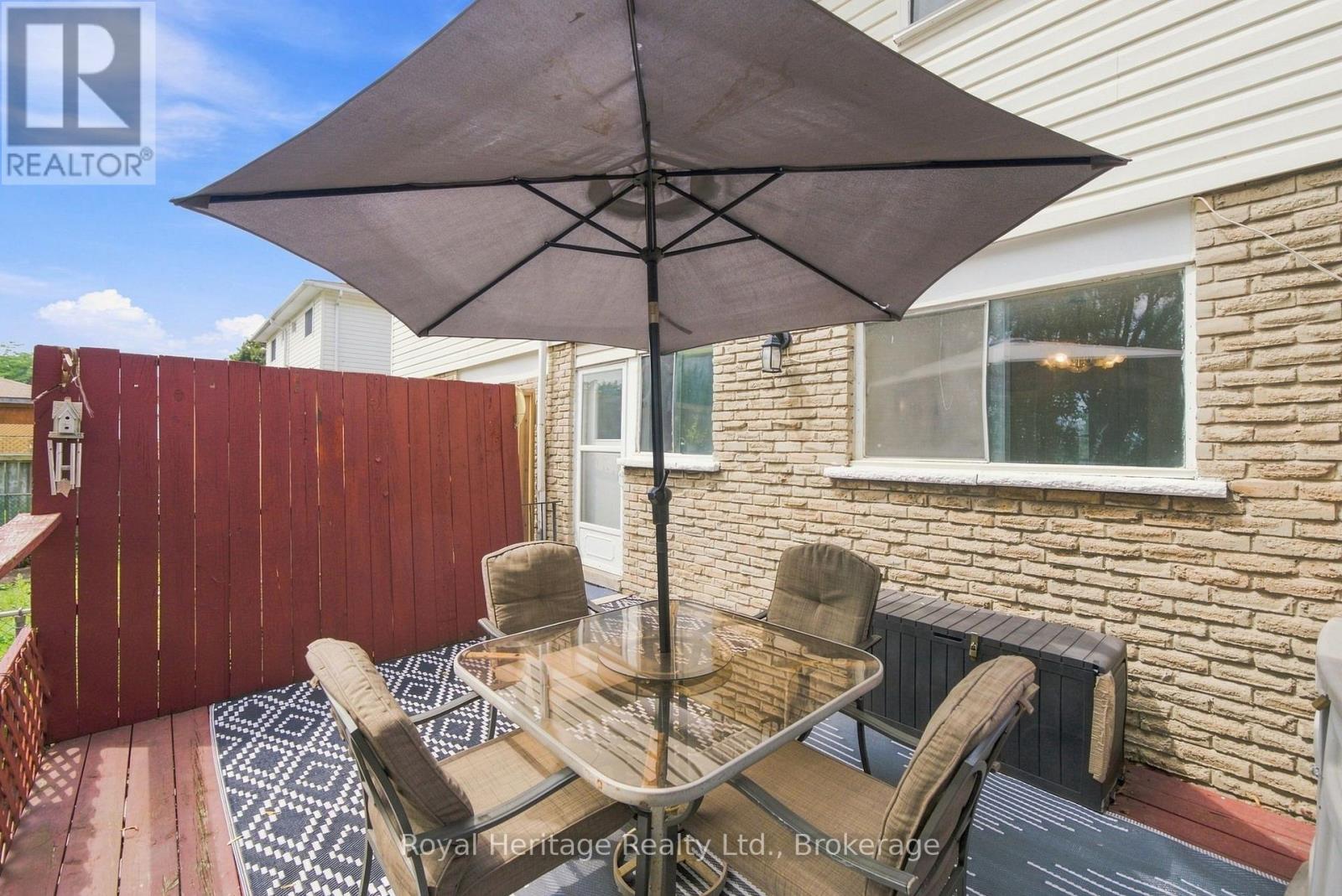 352 Vancouver Crescent, Oshawa, Ontario  L1J 5X9 - Photo 31 - E13649034