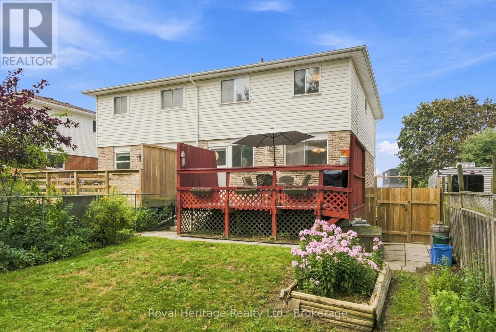 352 Vancouver Crescent, Oshawa, Ontario  L1J 5X9 - Photo 37 - E13649034