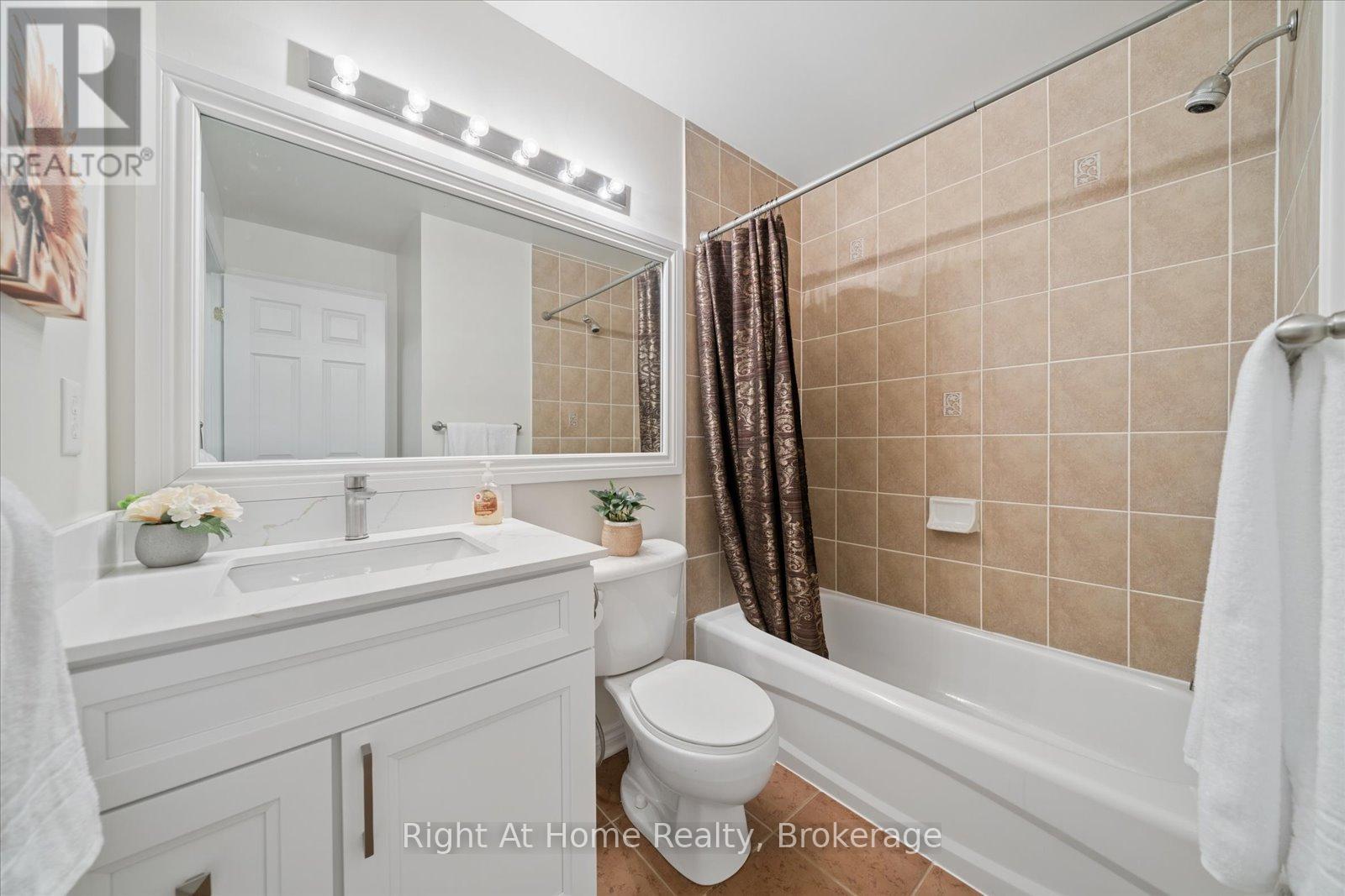 17 Wicker Park Way, Whitby, Ontario L1R 0C8 - Photo 24 - E13649254