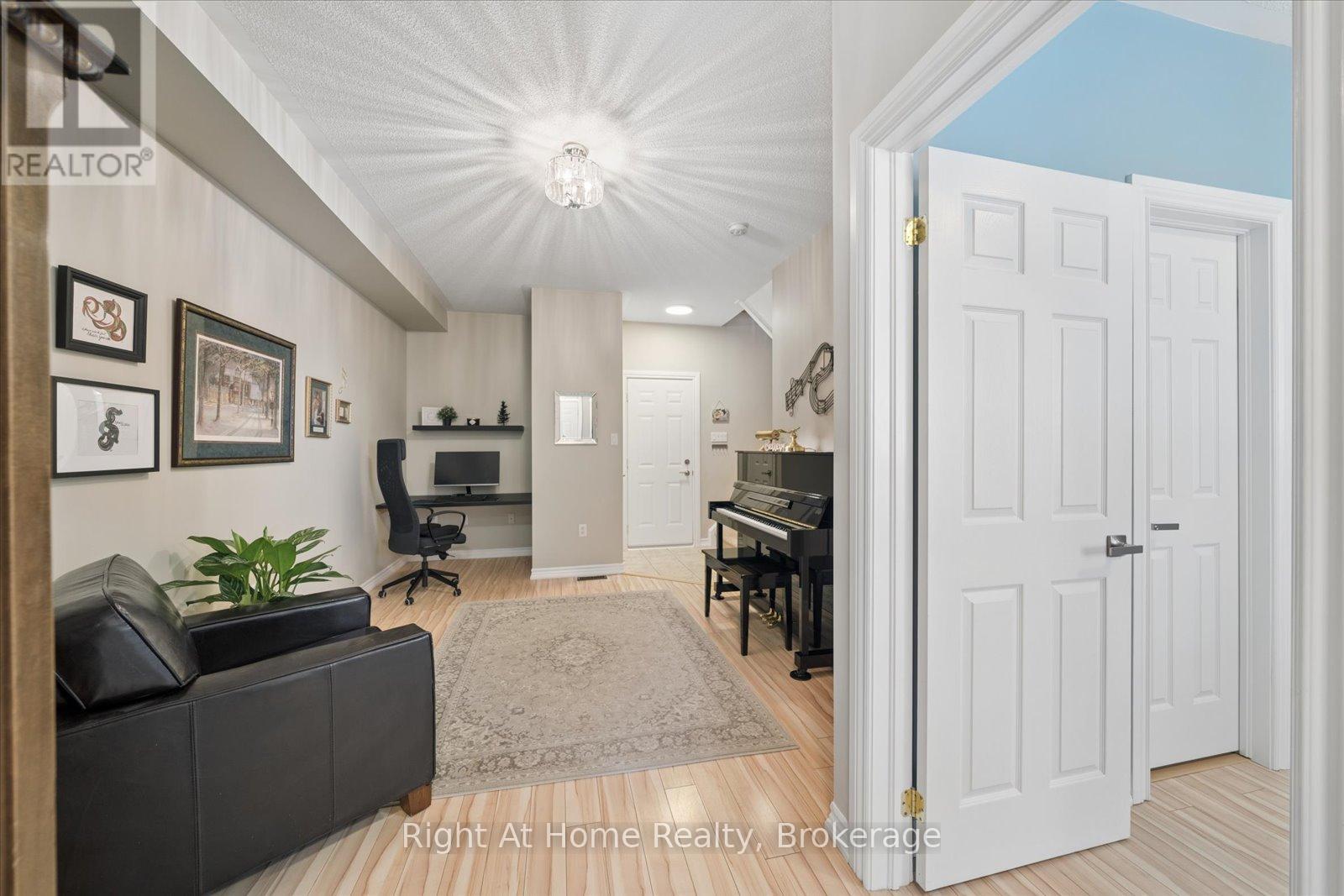 17 Wicker Park Way, Whitby, Ontario L1R 0C8 - Photo 27 - E13649254