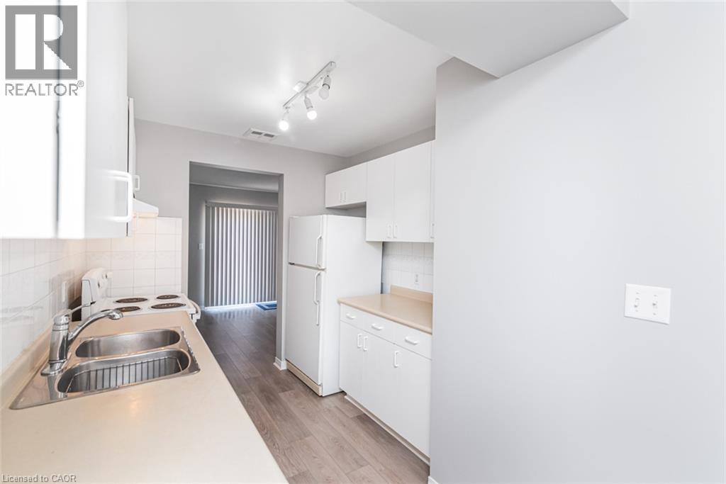 20 Niagara Street Unit# 4, Grimsby, Ontario  L3M 5K6 - Photo 9 - 40851358