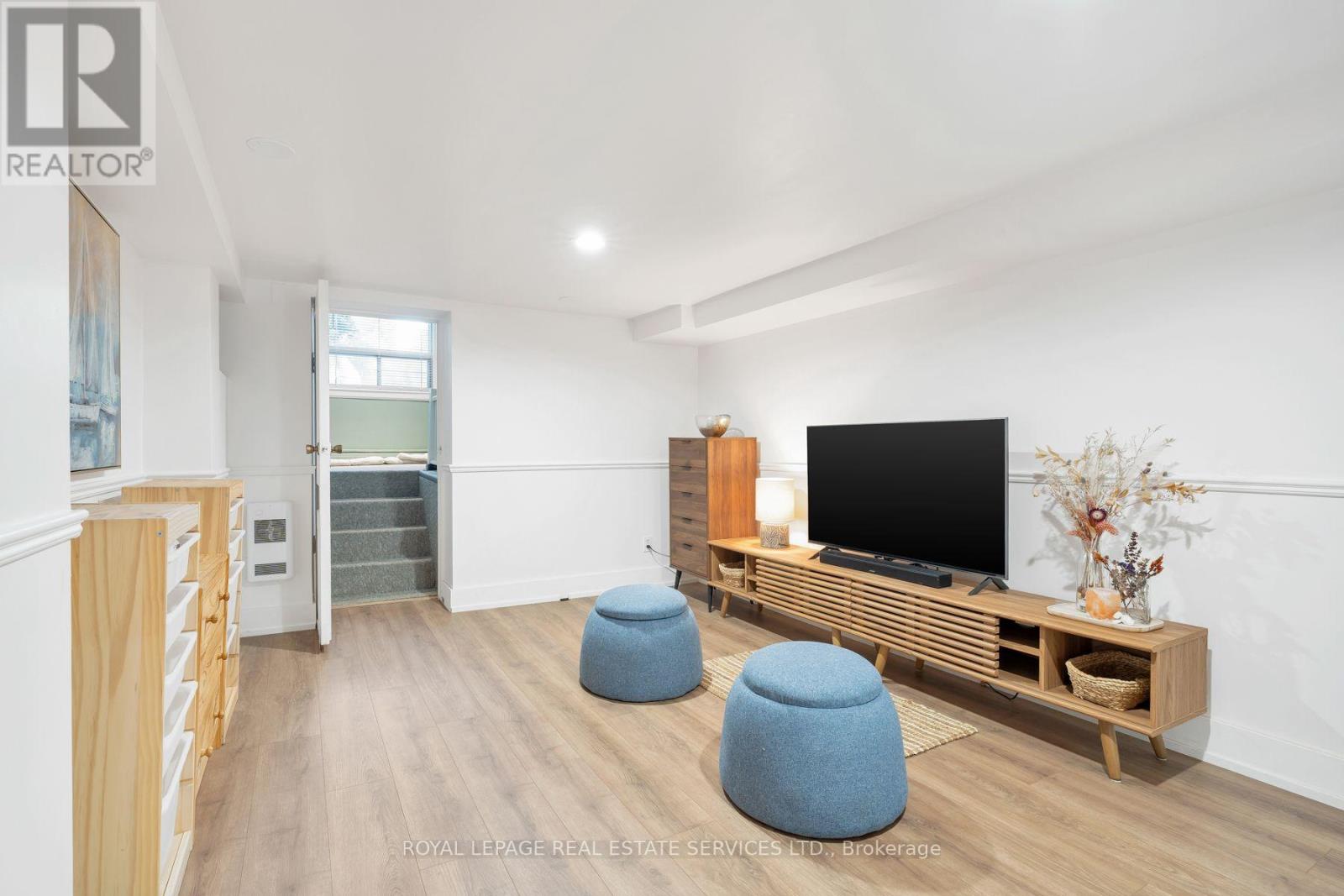 272 Rumsey Road, Toronto, Ontario  M4G 1P9 - Photo 37 - C13649042
