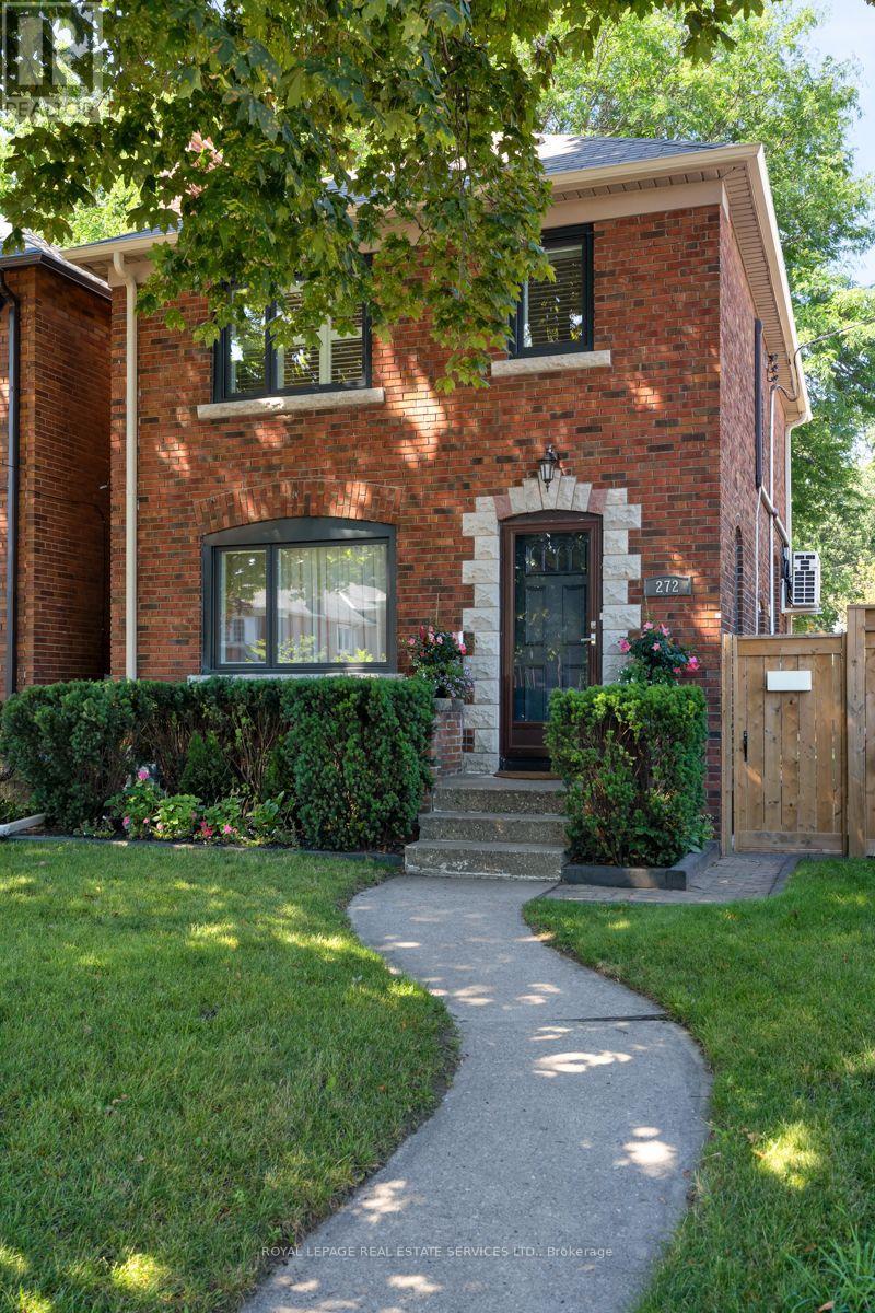 272 Rumsey Road, Toronto, Ontario  M4G 1P9 - Photo 4 - C13649042