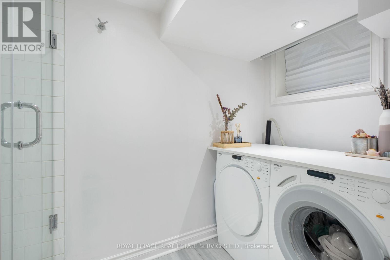 272 Rumsey Road, Toronto, Ontario  M4G 1P9 - Photo 40 - C13649042