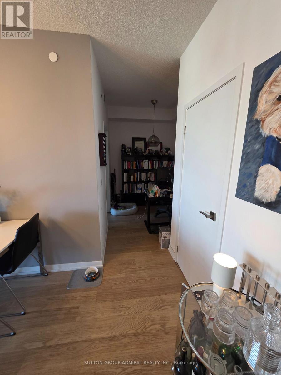 2316 - 98 Lillian Street, Toronto, Ontario  M4S 0A5 - Photo 2 - C13649070