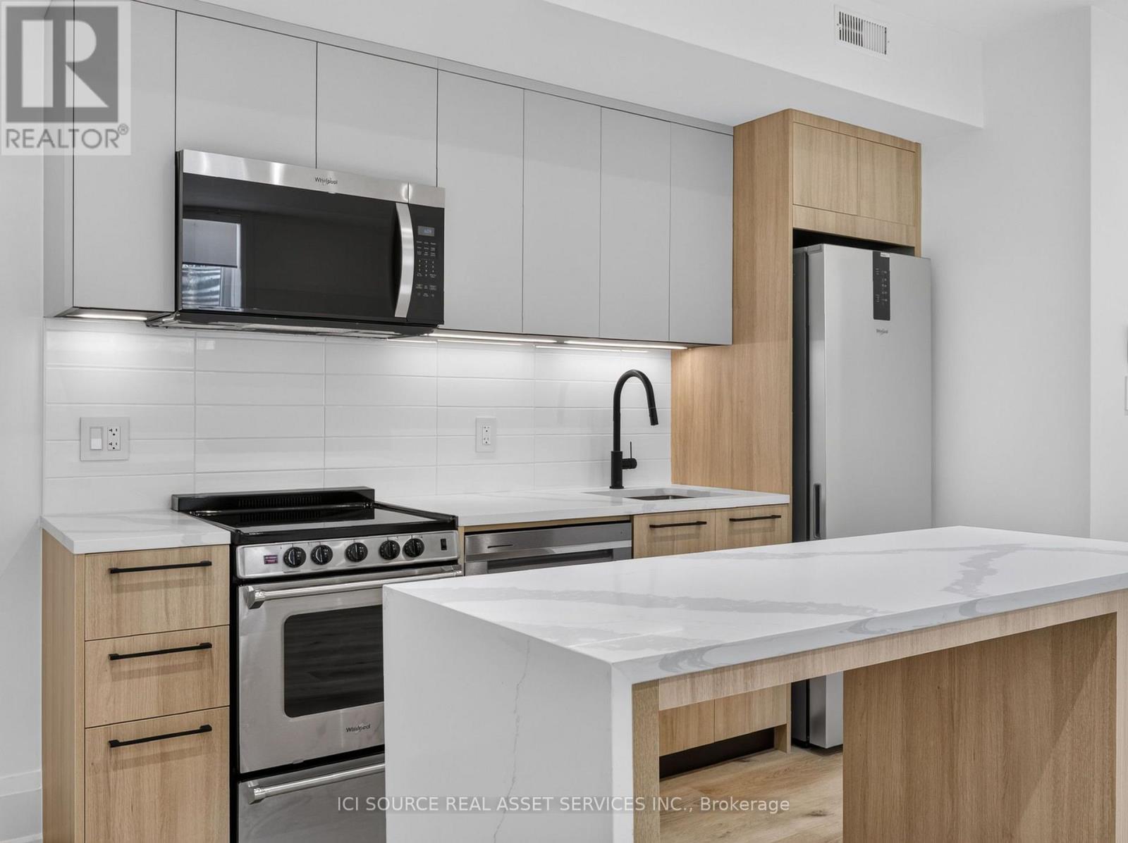Unit 6 - 28 Norcross Road, Toronto, Ontario  M3H 2R4 - Photo 3 - C13649092