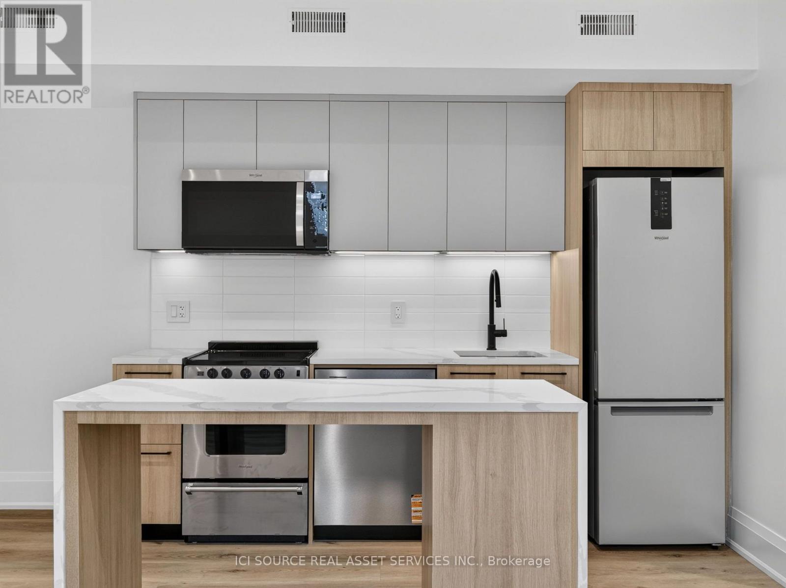 Unit 6 - 28 Norcross Road, Toronto, Ontario  M3H 2R4 - Photo 4 - C13649092