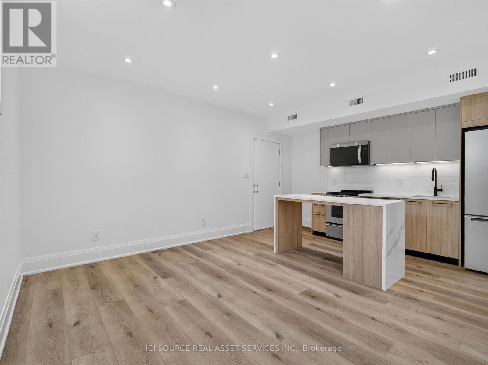 Unit 6 - 28 Norcross Road, Toronto, Ontario  M3H 2R4 - Photo 5 - C13649092