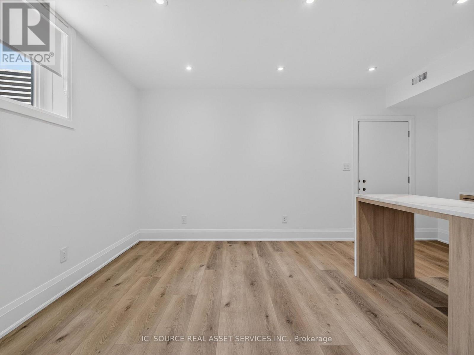 Unit 6 - 28 Norcross Road, Toronto, Ontario  M3H 2R4 - Photo 7 - C13649092
