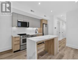 UNIT 6 - 28 NORCROSS ROAD, Toronto, Ontario