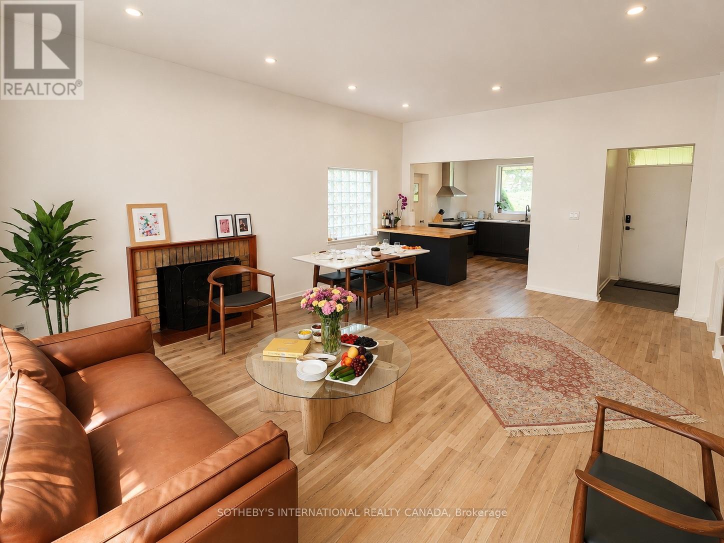 10 Ternhill Crescent, Toronto, Ontario  M3C 2E5 - Photo 7 - C13649114