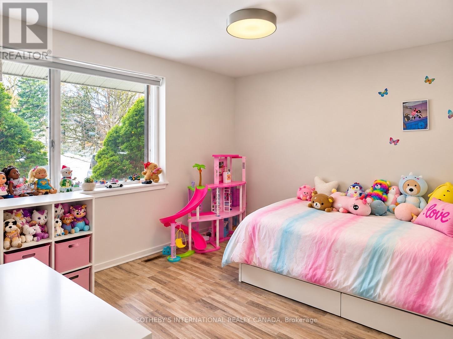 10 Ternhill Crescent, Toronto, Ontario  M3C 2E5 - Photo 6 - C13649120