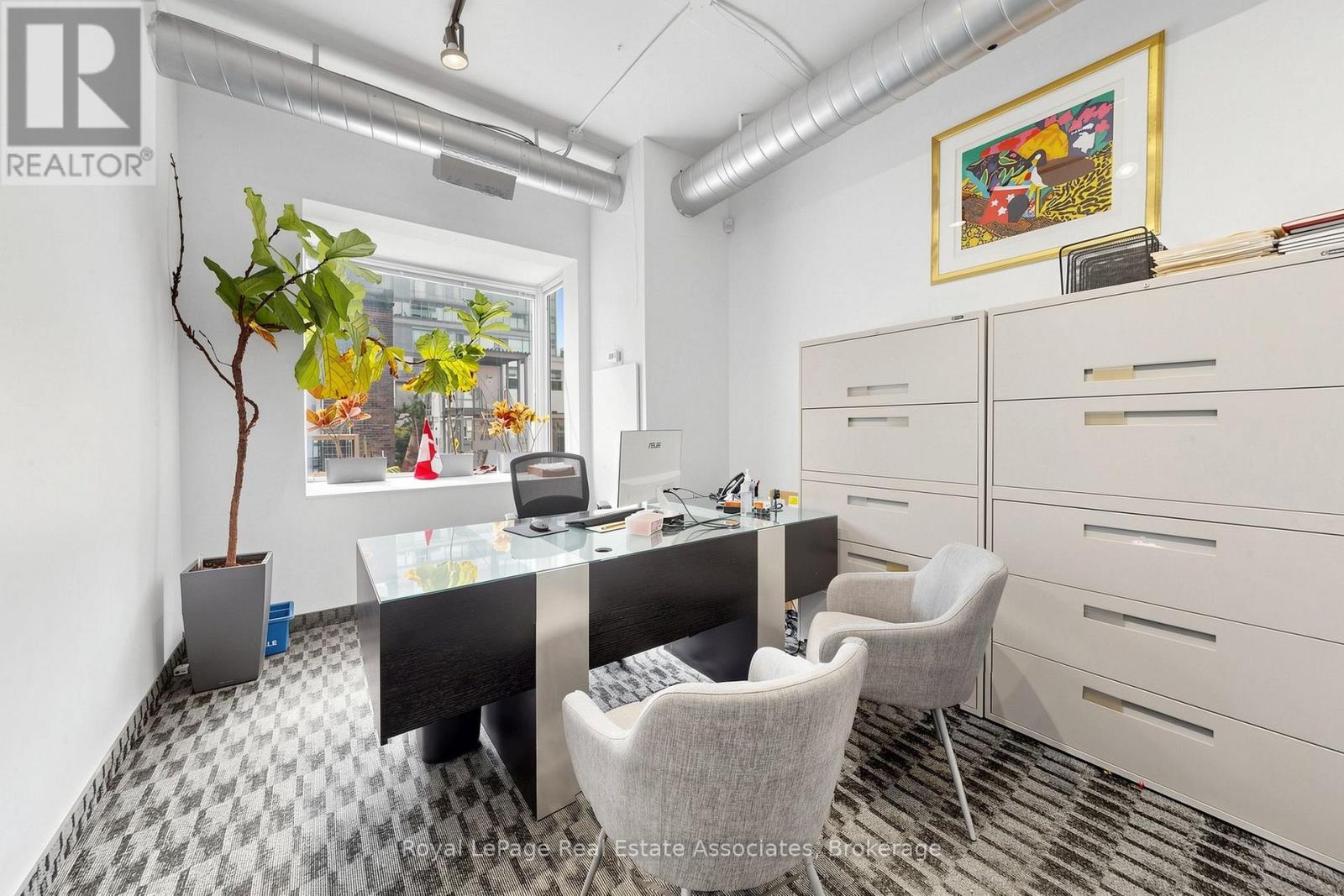 Second Level - 645 King Street W, Toronto, Ontario  M5V 1M5 - Photo 24 - C13649174