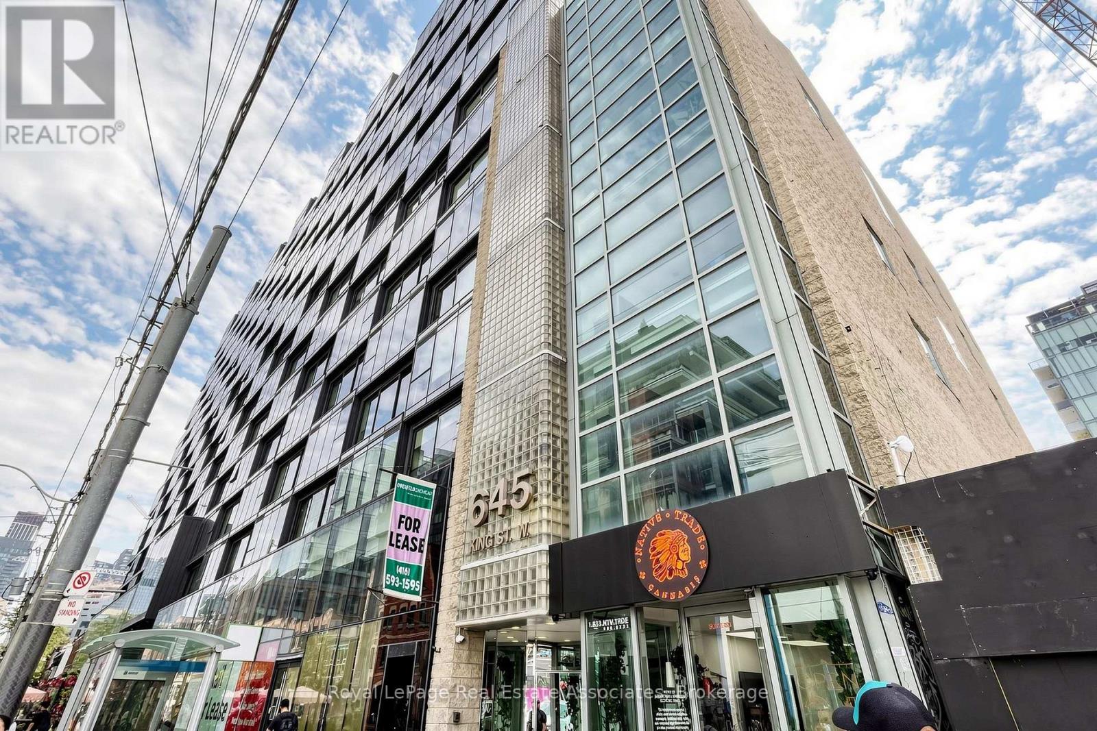 Second Level - 645 King Street W, Toronto, Ontario  M5V 1M5 - Photo 34 - C13649174