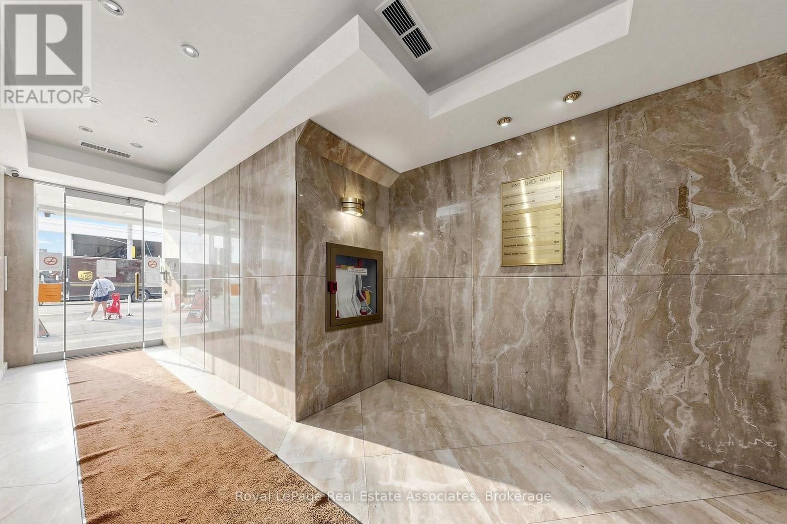 Second Level - 645 King Street W, Toronto, Ontario  M5V 1M5 - Photo 36 - C13649174