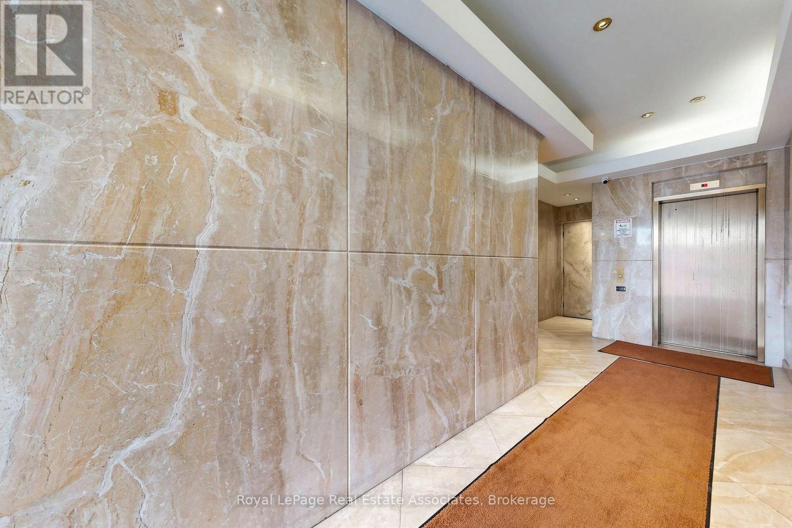 Second Level - 645 King Street W, Toronto, Ontario  M5V 1M5 - Photo 37 - C13649174