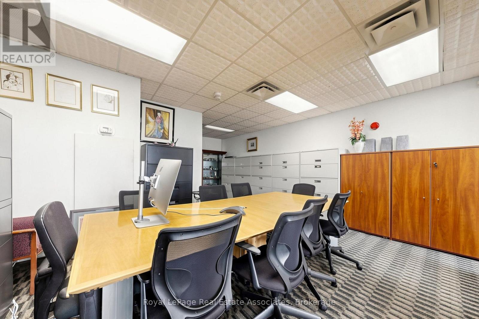 Second Level - 645 King Street W, Toronto, Ontario  M5V 1M5 - Photo 7 - C13649174