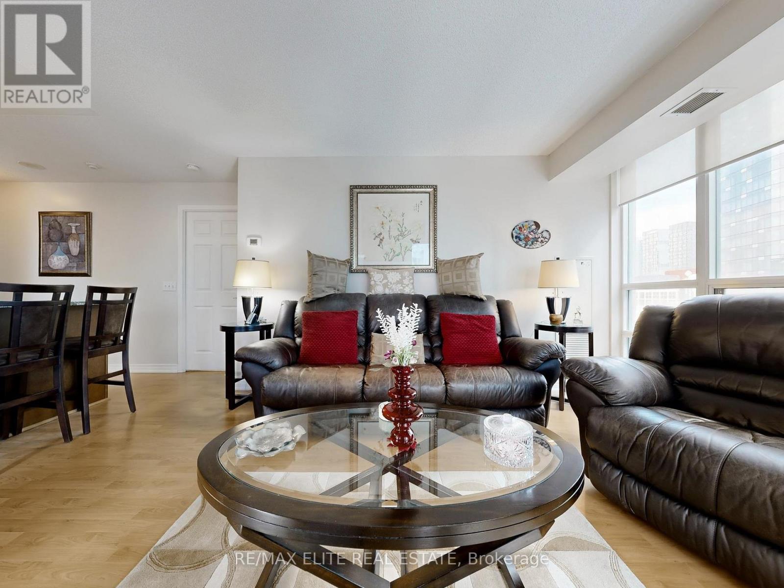 1806 - 30 Grand Trunk Crescent, Toronto, Ontario  M5J 3A4 - Photo 23 - C13649192
