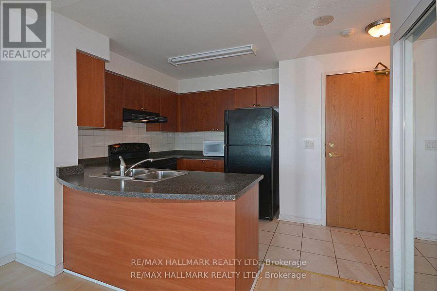 2611 - 5508 Yonge Street, Toronto, Ontario  M2N 5S2 - Photo 2 - C13649200