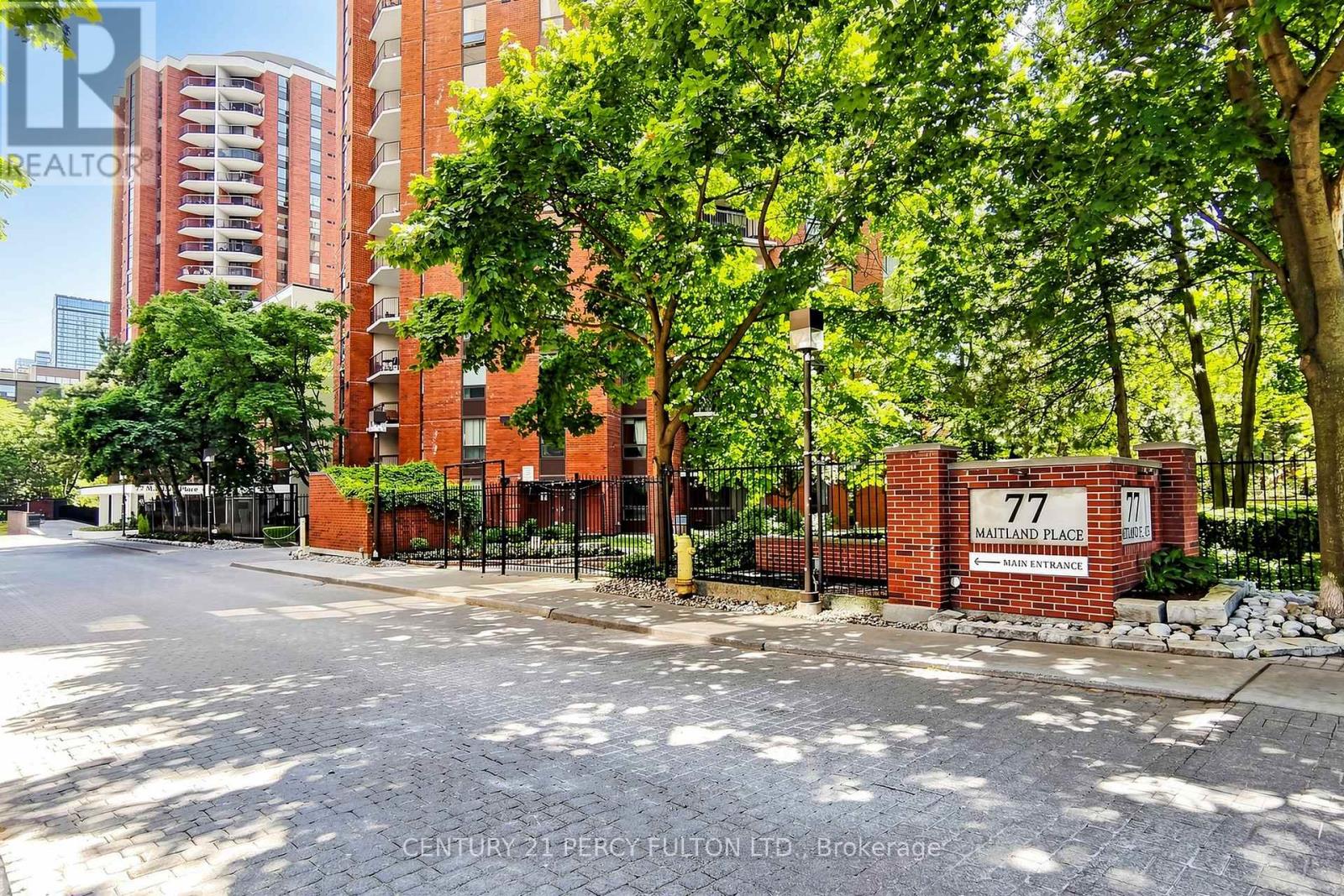 224 - 77 Maitland Place, Toronto, Ontario  M4Y 2V6 - Photo 3 - C13649224