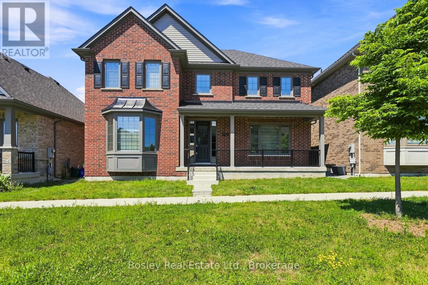 220 STRACHAN STREET, Port Hope, Ontario
