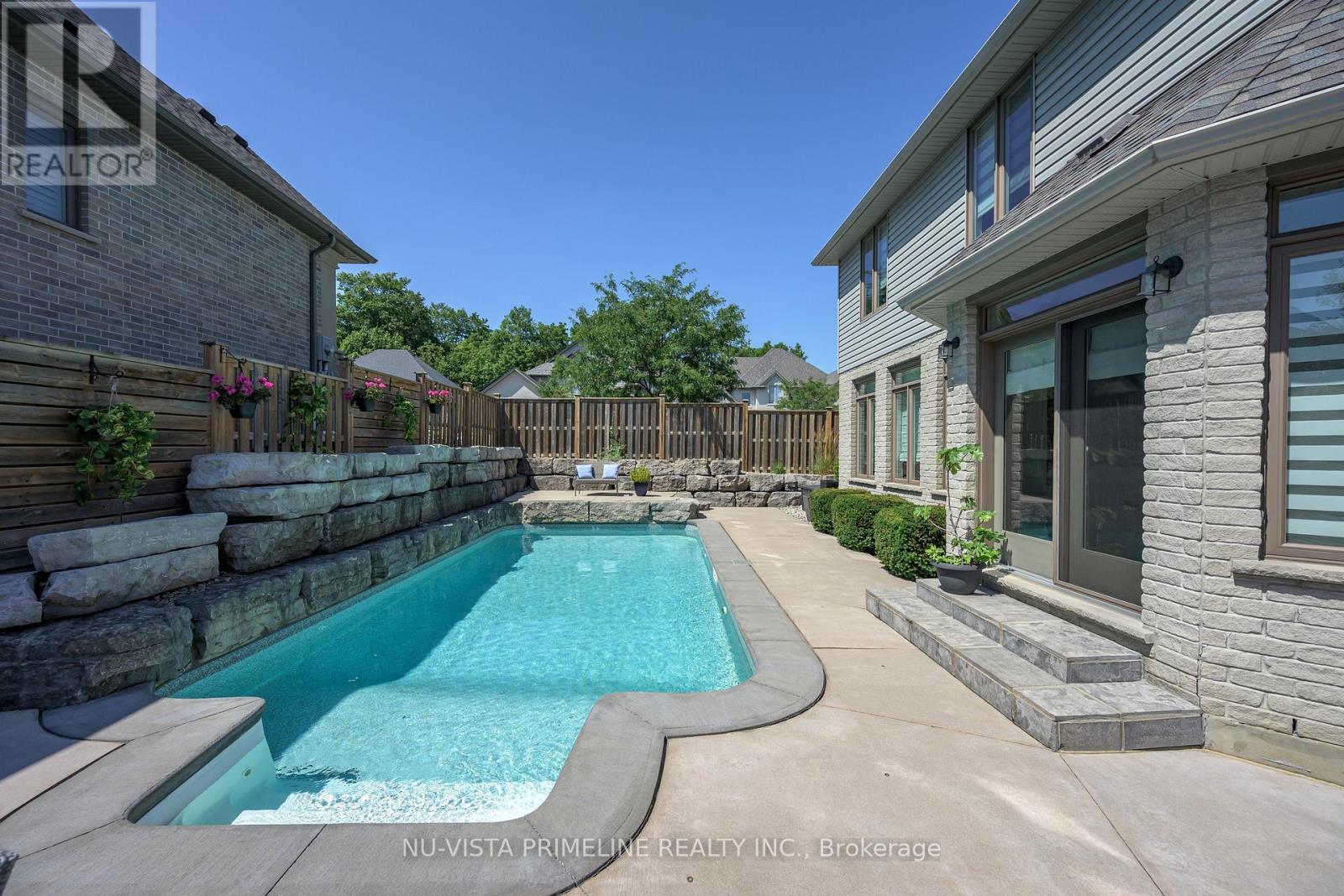 2330 Dauncey Crescent, London North, Ontario  N5X 0M2 - Photo 4 - X13649056