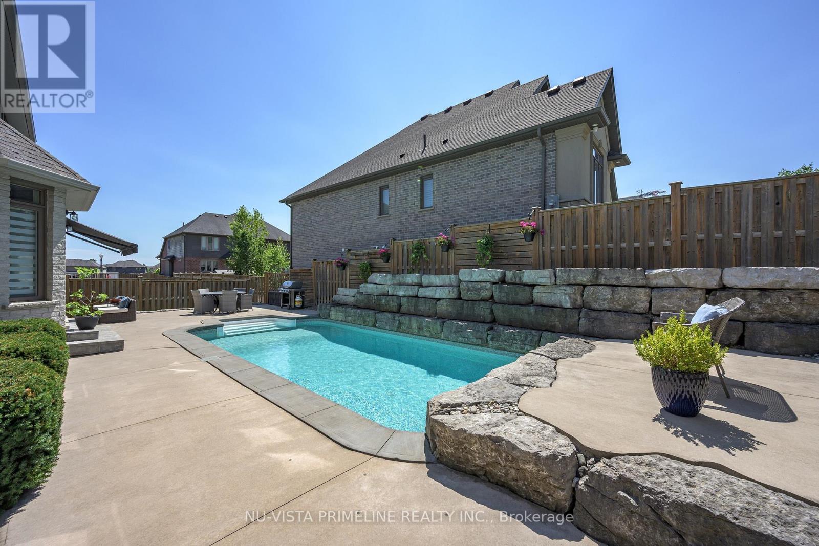 2330 Dauncey Crescent, London North, Ontario  N5X 0M2 - Photo 9 - X13649056