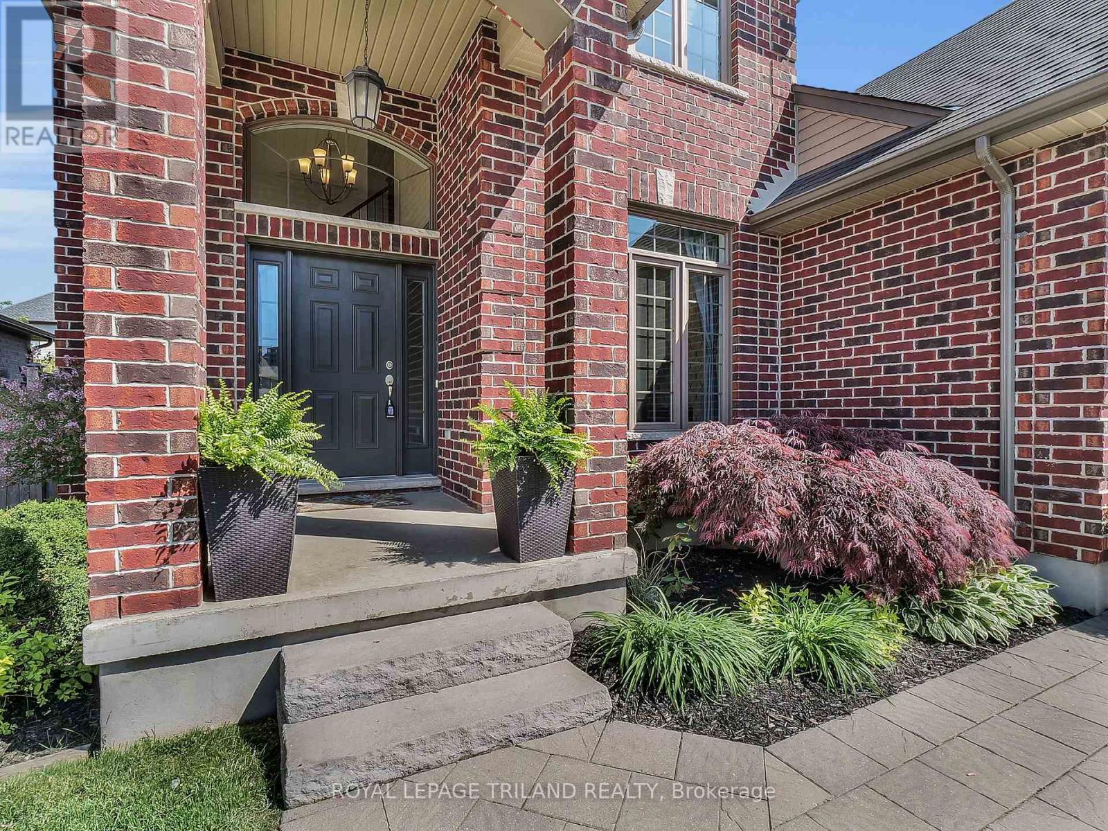 3208 Morgan Avenue, London South, Ontario  N6L 0B8 - Photo 2 - X13649074