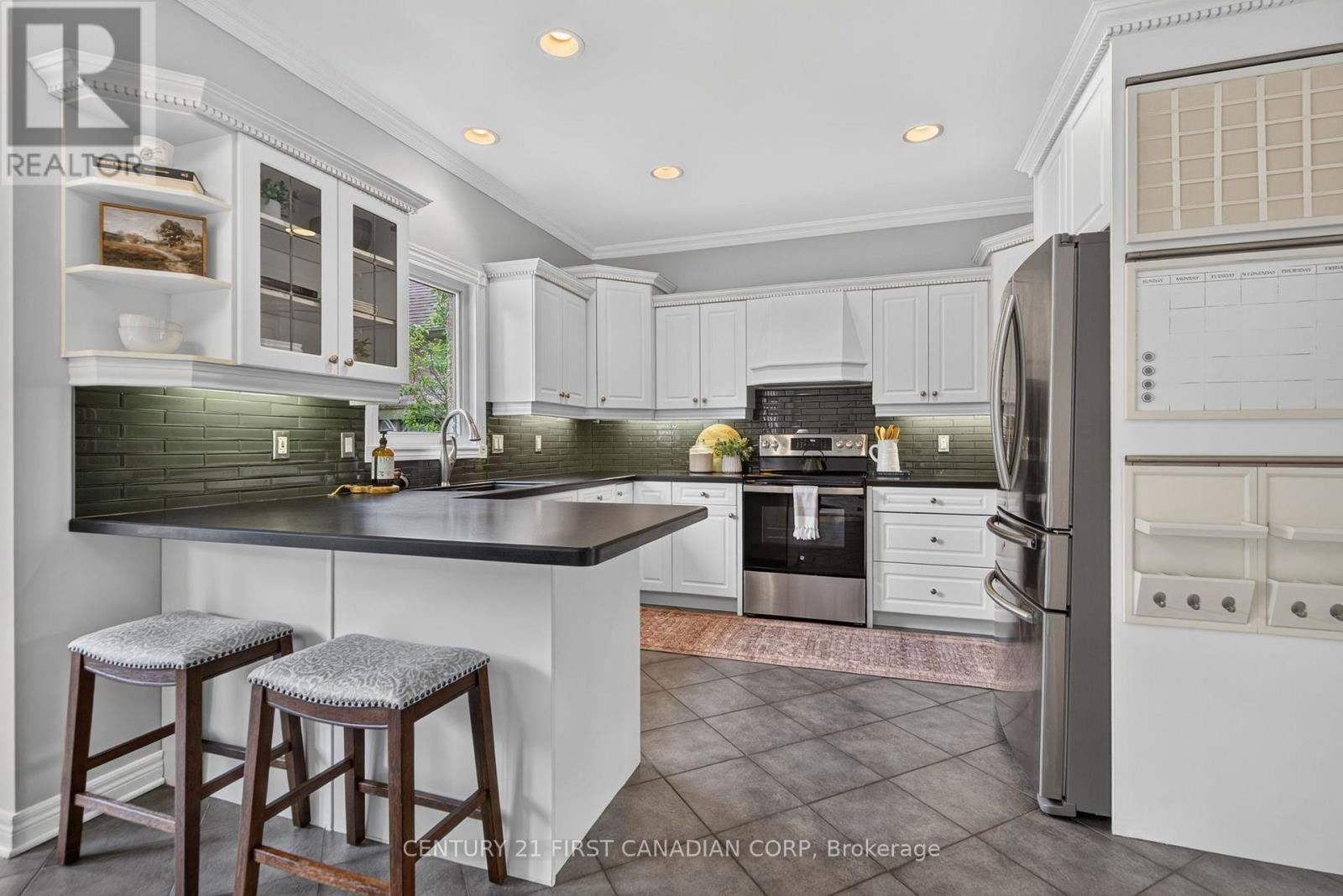 1027 Manchester Road, London North, Ontario N6H 5J1 - Photo 10 - X13649088