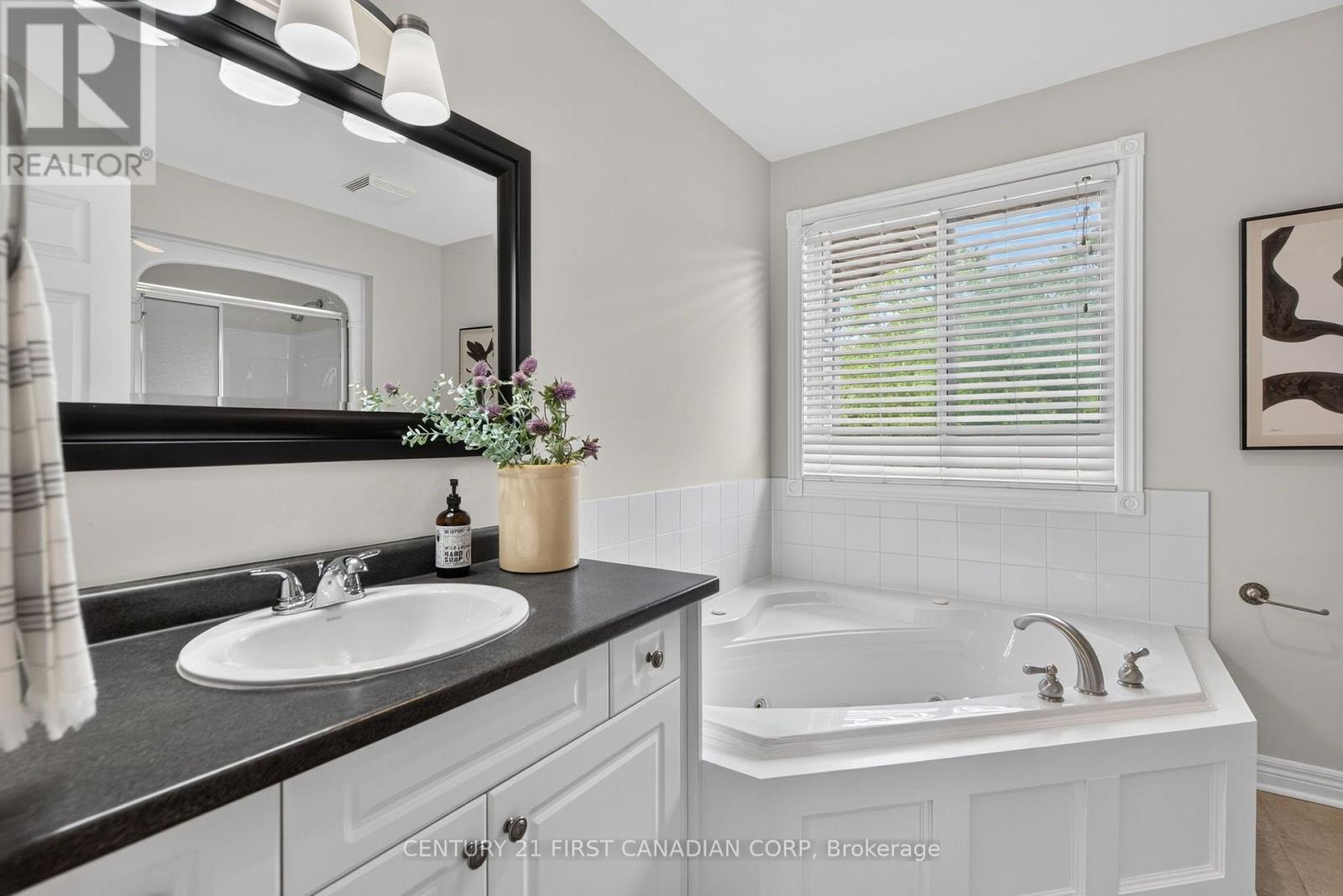 1027 Manchester Road, London North, Ontario N6H 5J1 - Photo 20 - X13649088