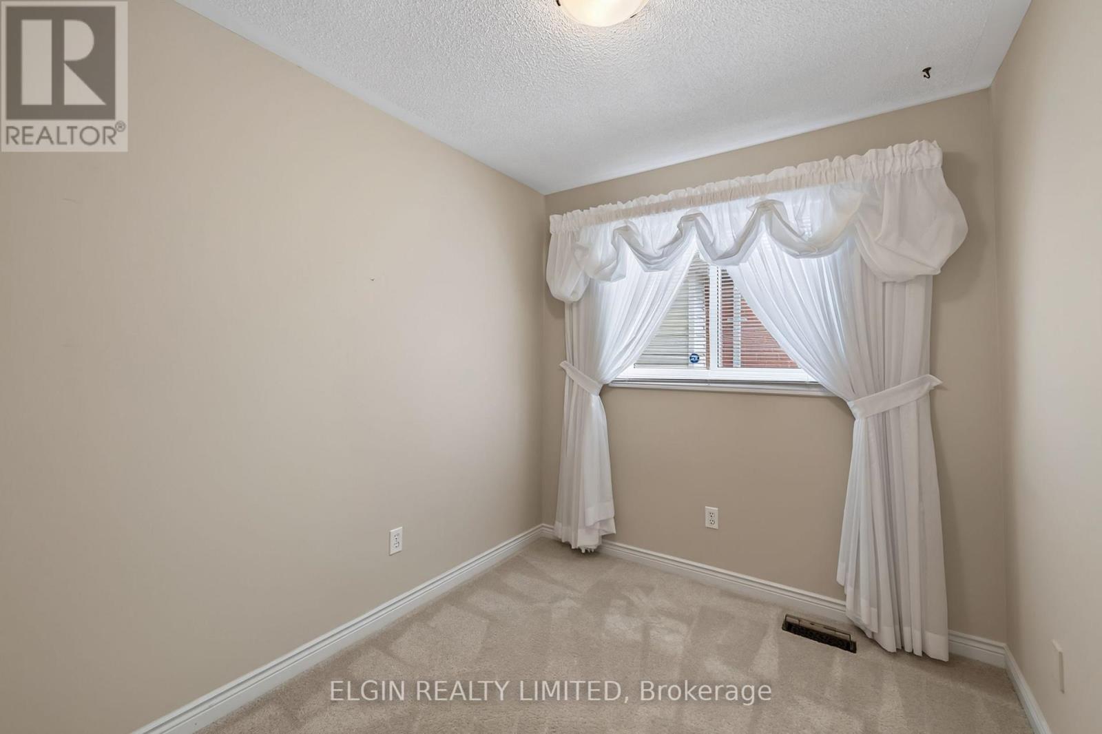 108 Manor Road, St. Thomas, Ontario  N5R 5S3 - Photo 17 - X13649122
