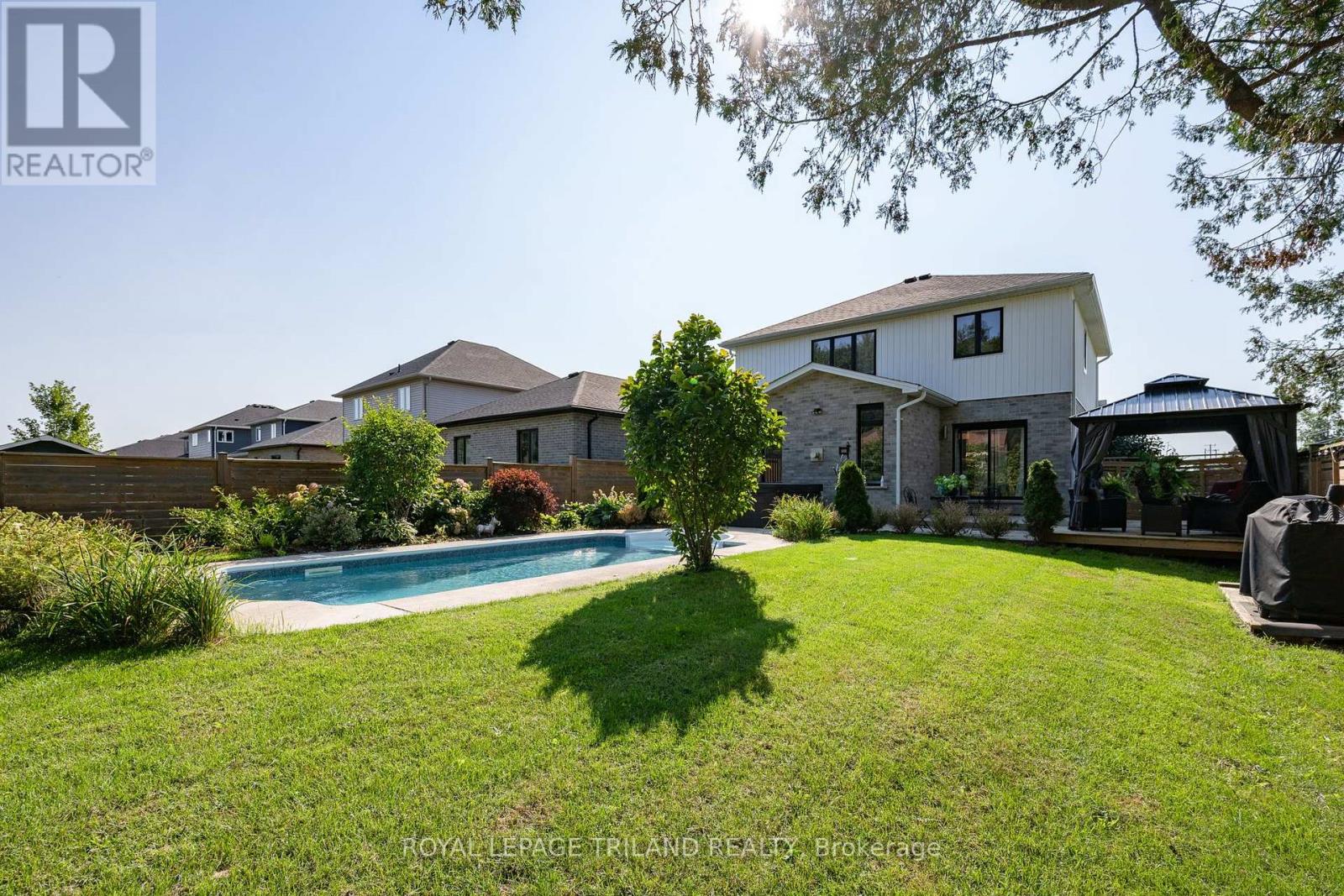 21 Armstrong Street, Strathroy-Caradoc, Ontario  N0L 1W0 - Photo 44 - X13649136