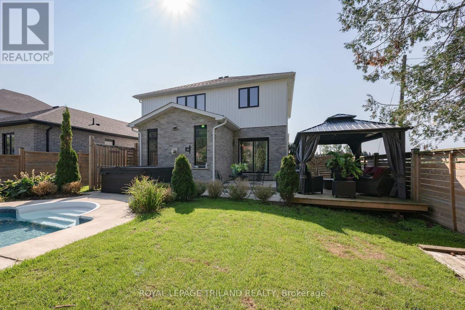 21 Armstrong Street, Strathroy-Caradoc, Ontario  N0L 1W0 - Photo 46 - X13649136