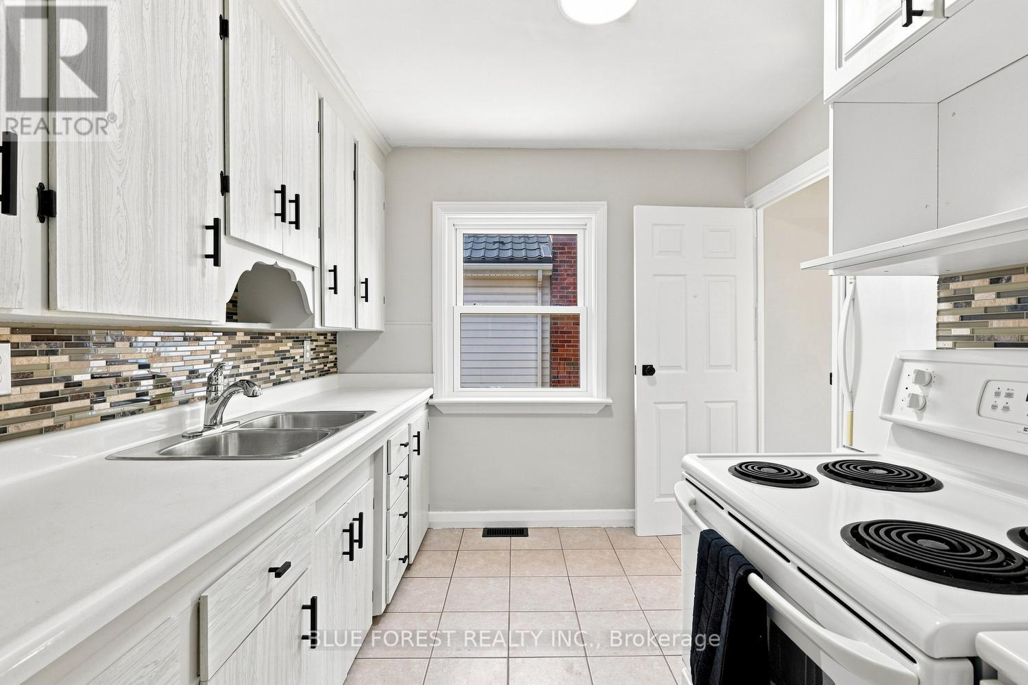 1329 Brydges Street, London East, Ontario  N5W 2C5 - Photo 12 - X13649304