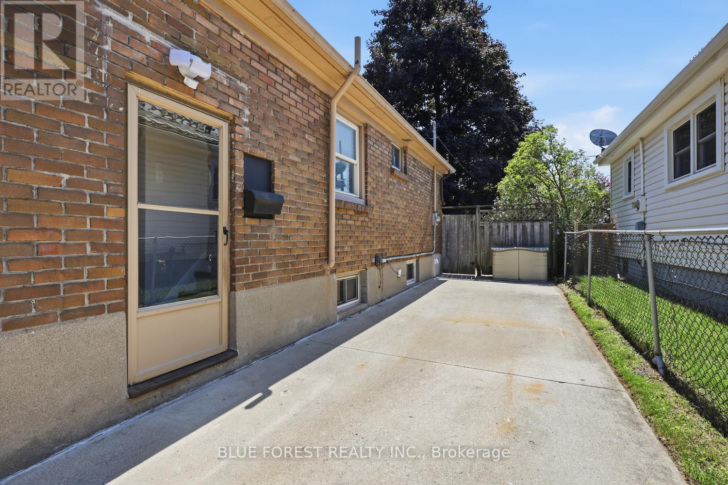1329 Brydges Street, London East, Ontario  N5W 2C5 - Photo 40 - X13649304