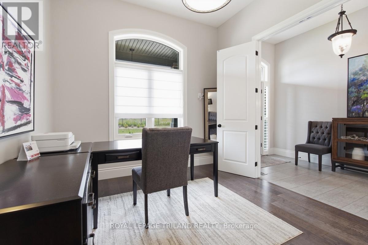 28 - 2215 Callingham Drive, London North, Ontario  N6G 0P1 - Photo 5 - X13649314