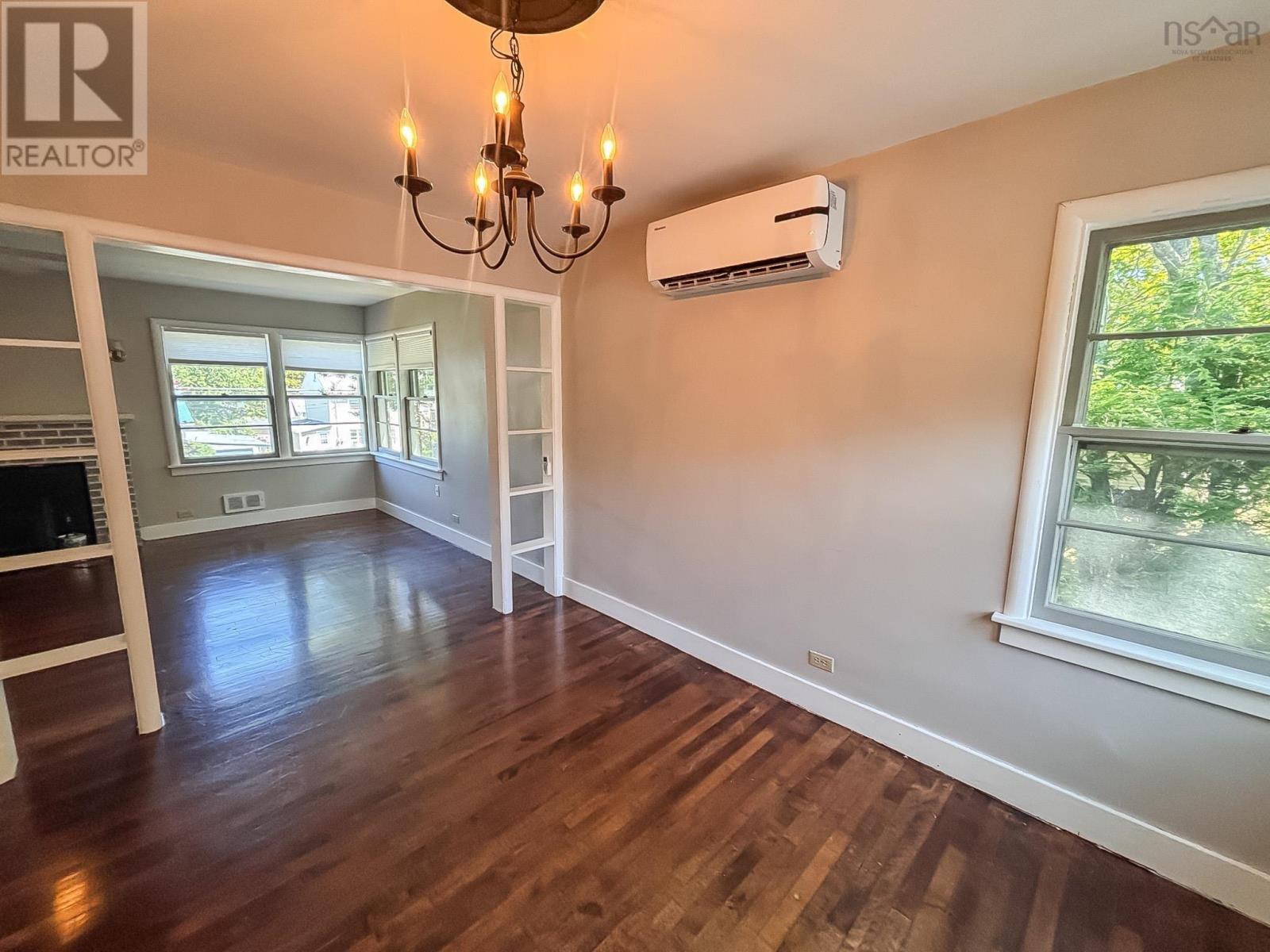 45 Hillcrest Street, Bridgewater, Nova Scotia  B4V 1T1 - Photo 10 - 202619430