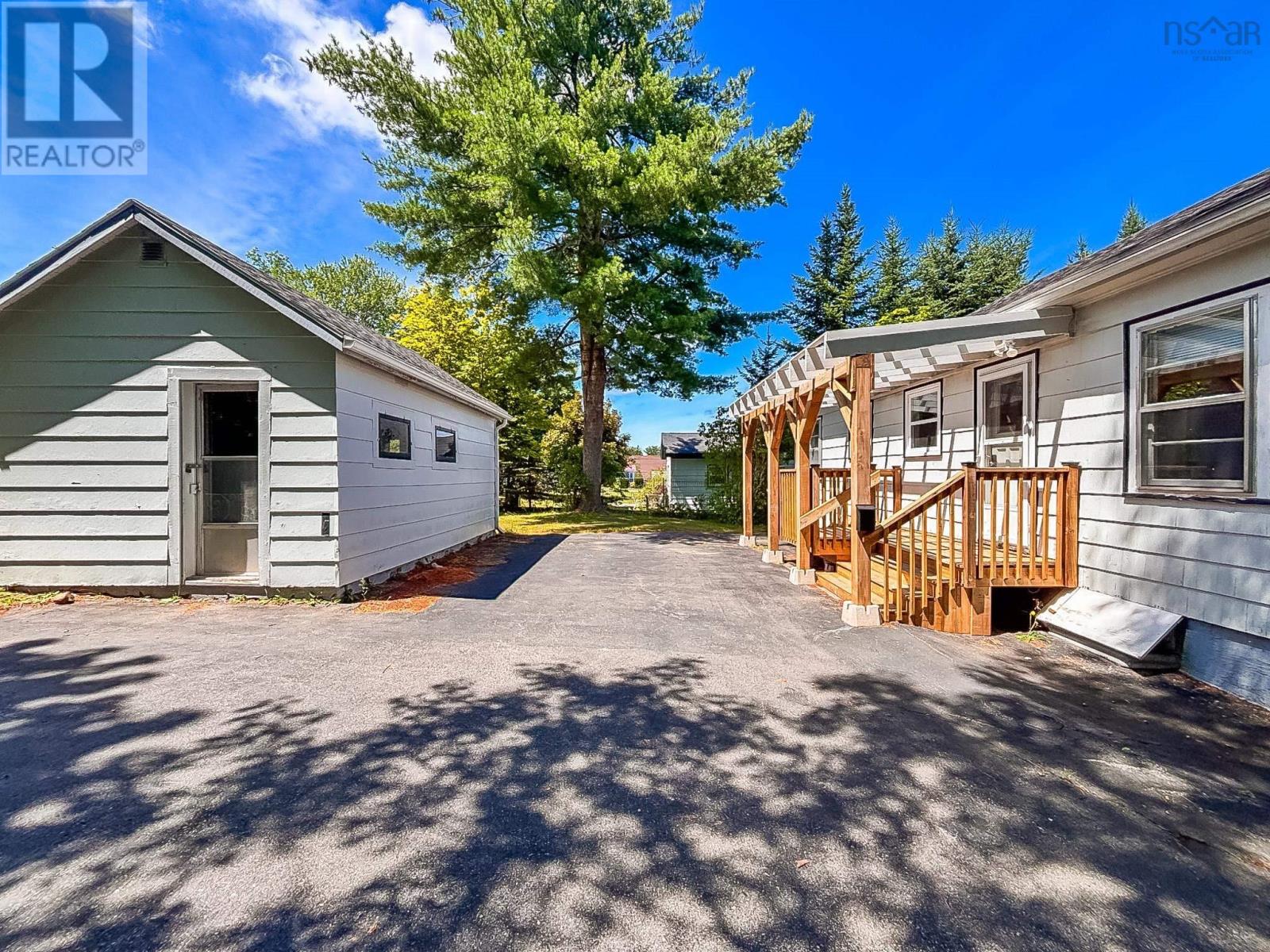 45 Hillcrest Street, Bridgewater, Nova Scotia  B4V 1T1 - Photo 34 - 202619430