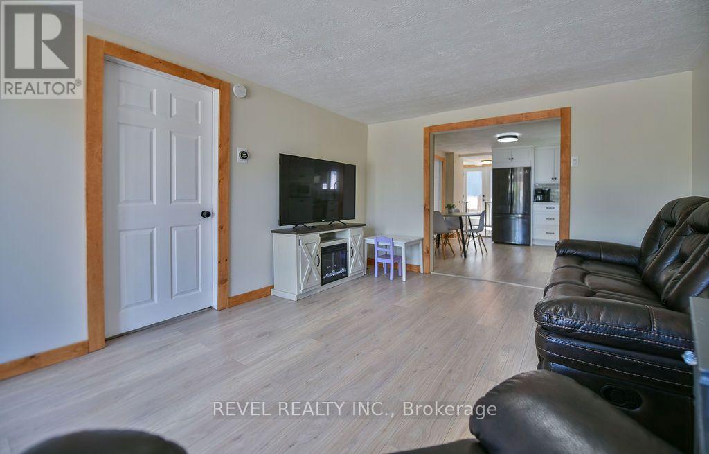 47 Essa Avenue, Timmins, Ontario  P0N 1H0 - Photo 4 - T13649196