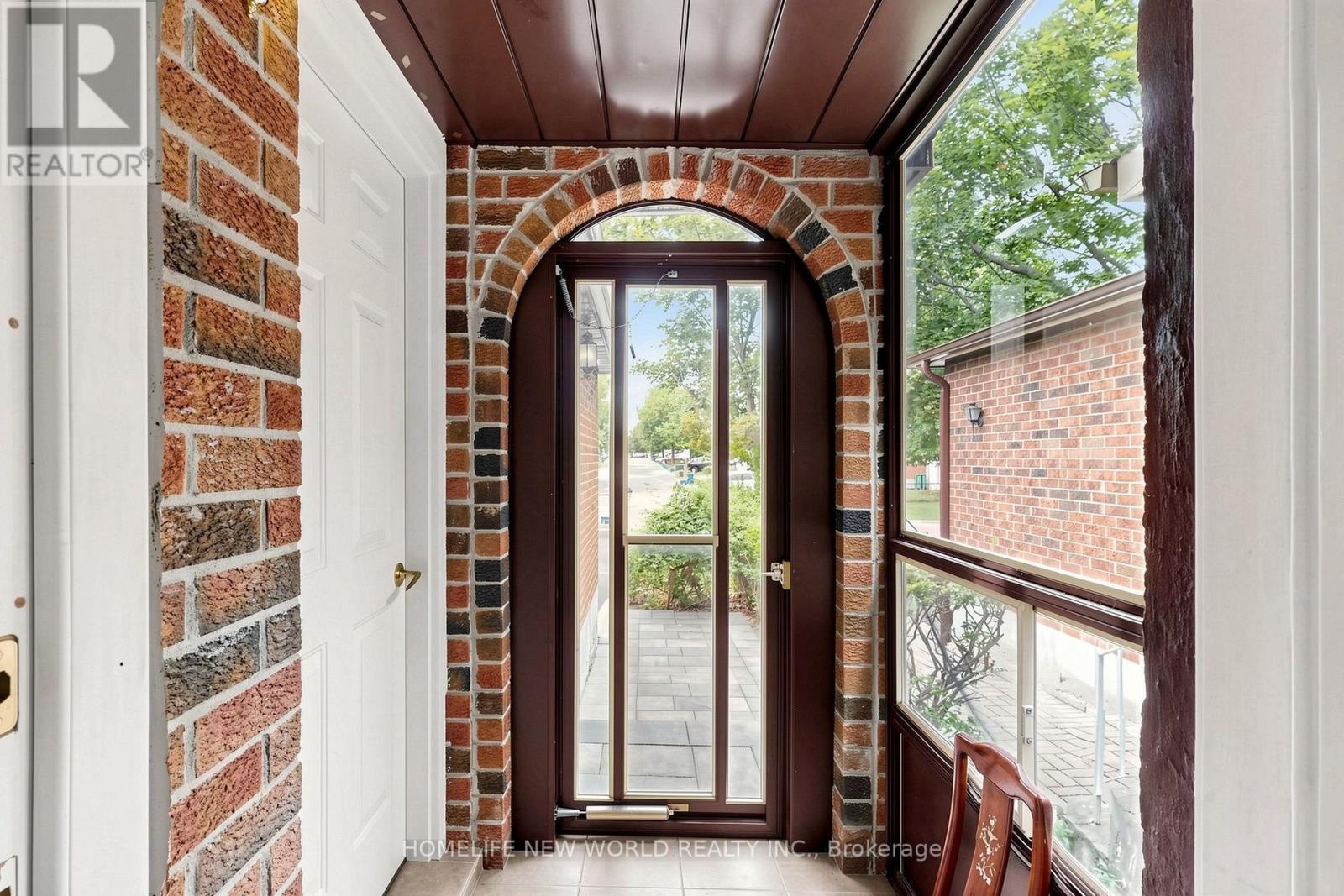 65 Tangmere Crescent, Markham, Ontario  L3R 6Y6 - Photo 13 - N13649058