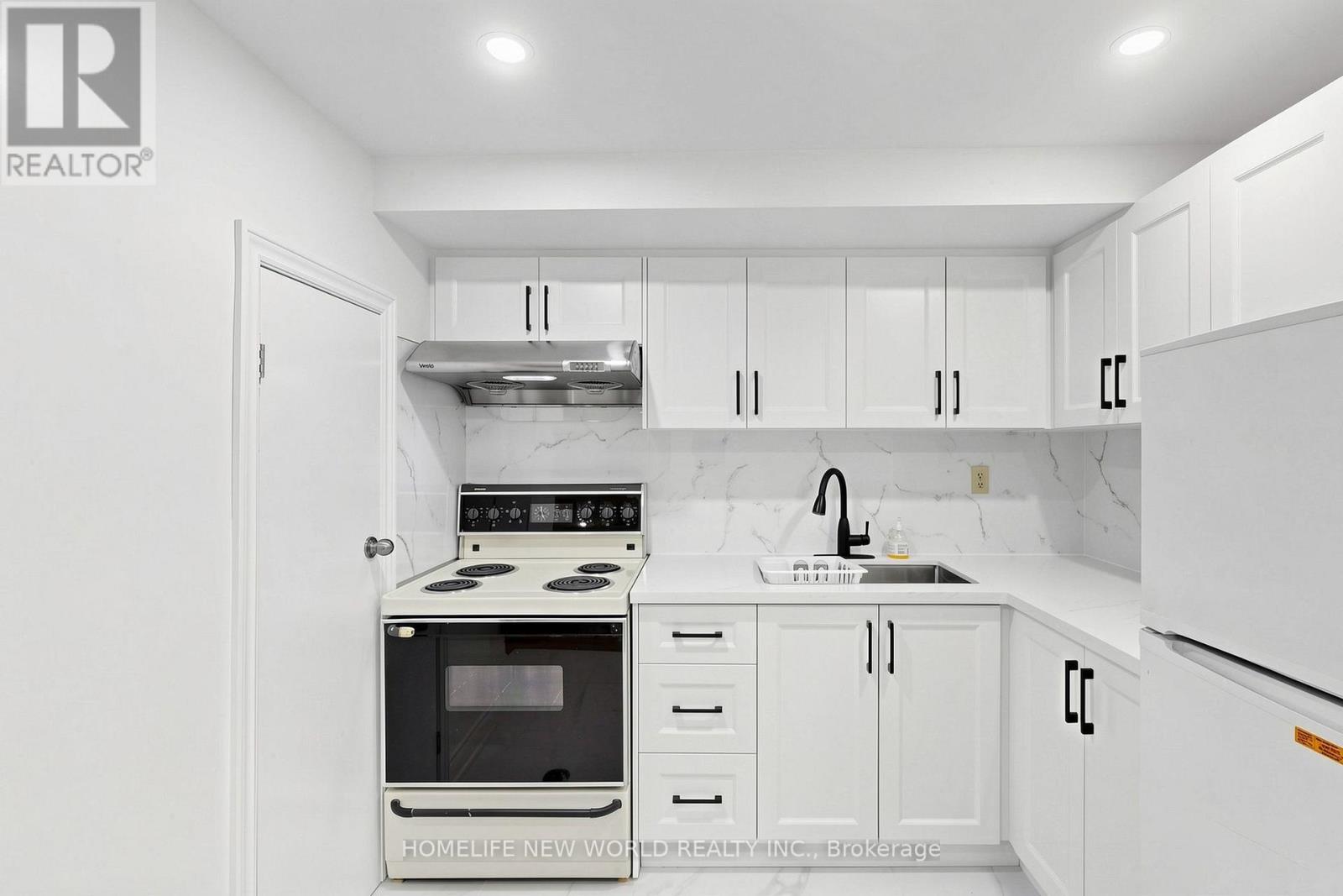 65 Tangmere Crescent, Markham, Ontario  L3R 6Y6 - Photo 26 - N13649058