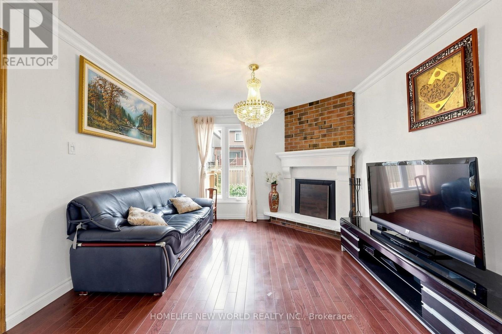 65 Tangmere Crescent, Markham, Ontario  L3R 6Y6 - Photo 7 - N13649058