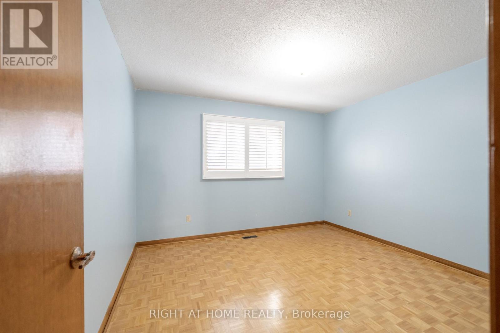 11 Timber Lane, Vaughan, Ontario  L4L 3J6 - Photo 22 - N13649110