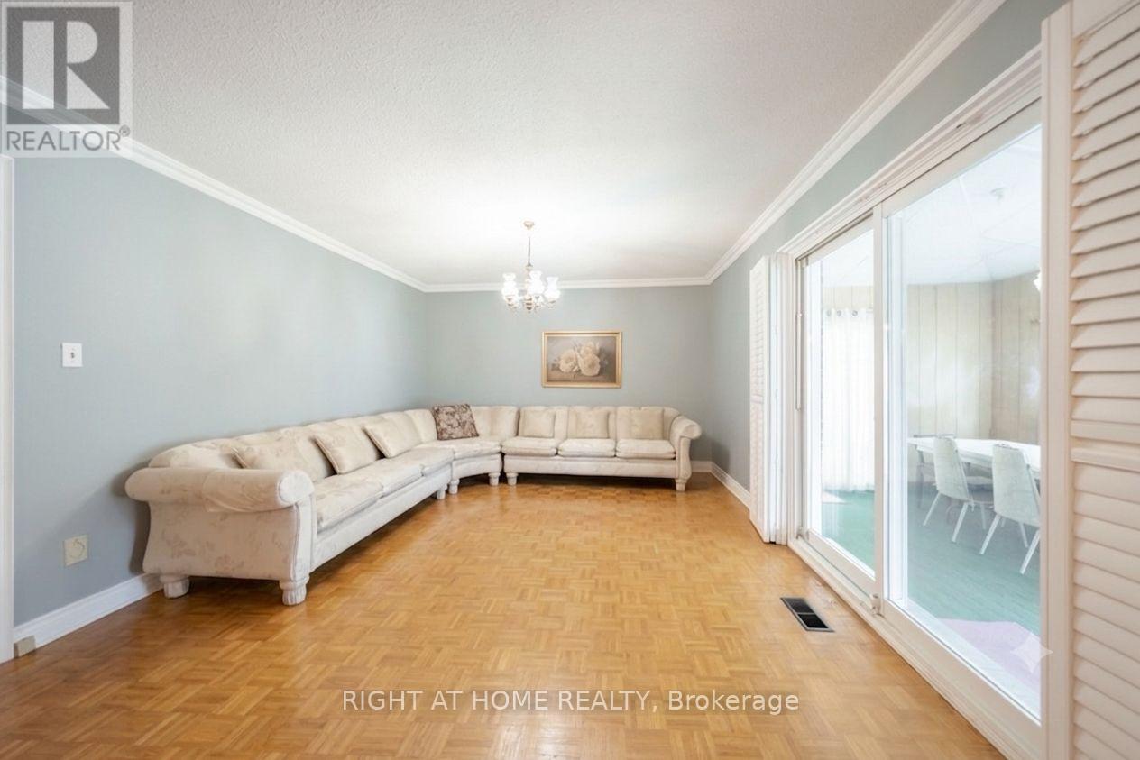 11 Timber Lane, Vaughan, Ontario  L4L 3J6 - Photo 25 - N13649110