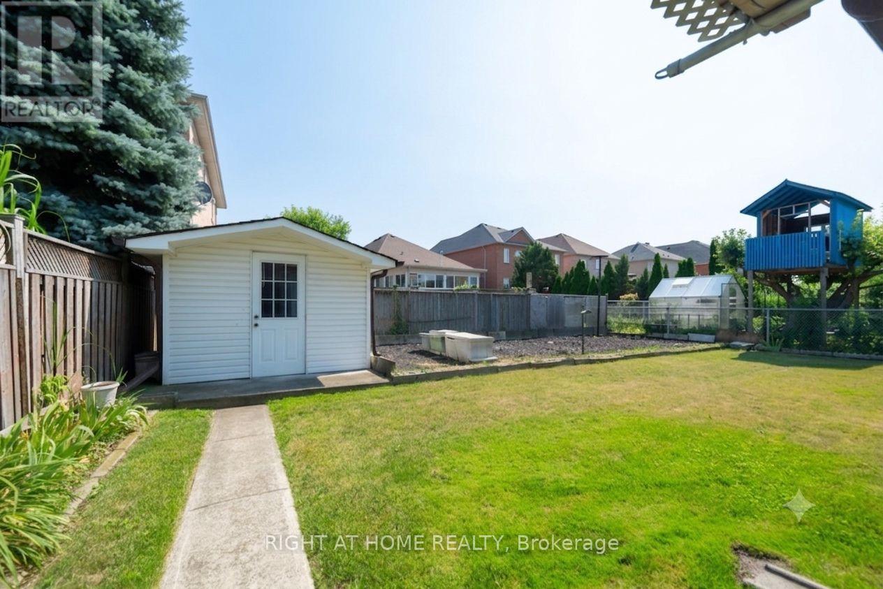 11 Timber Lane, Vaughan, Ontario  L4L 3J6 - Photo 47 - N13649110