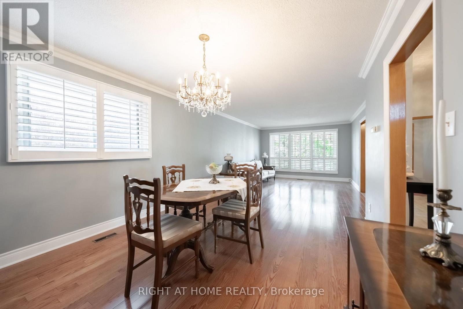 11 Timber Lane, Vaughan, Ontario  L4L 3J6 - Photo 8 - N13649110